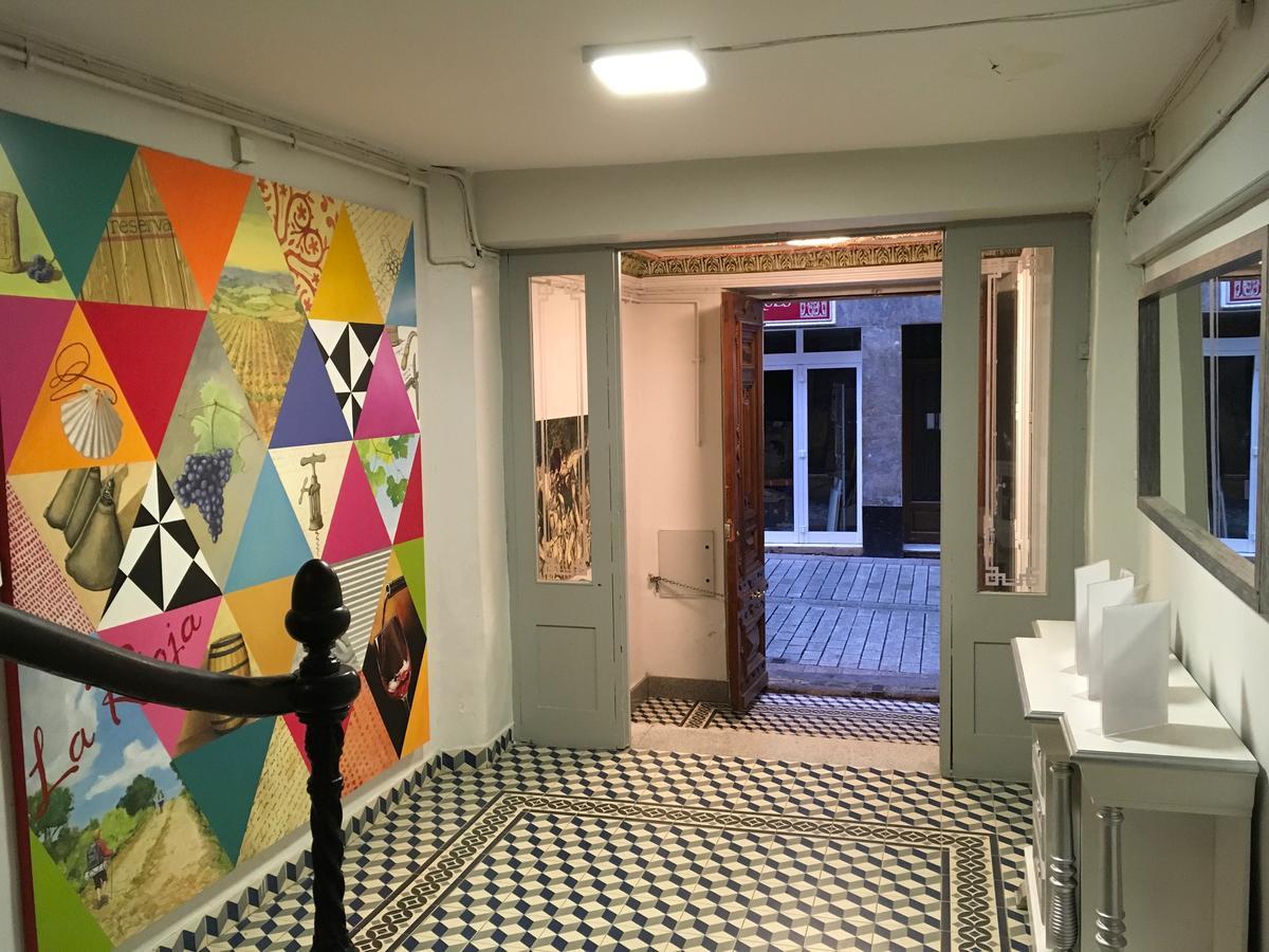 Pension La Bilbaina - Albergue Logroño Zewnętrze zdjęcie