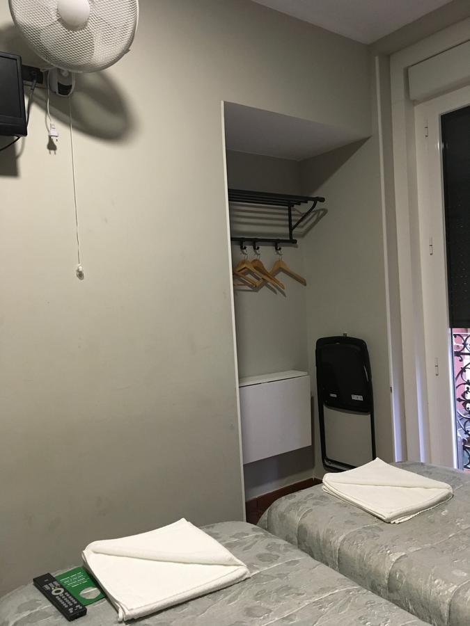Pension La Bilbaina - Albergue Logroño Zewnętrze zdjęcie