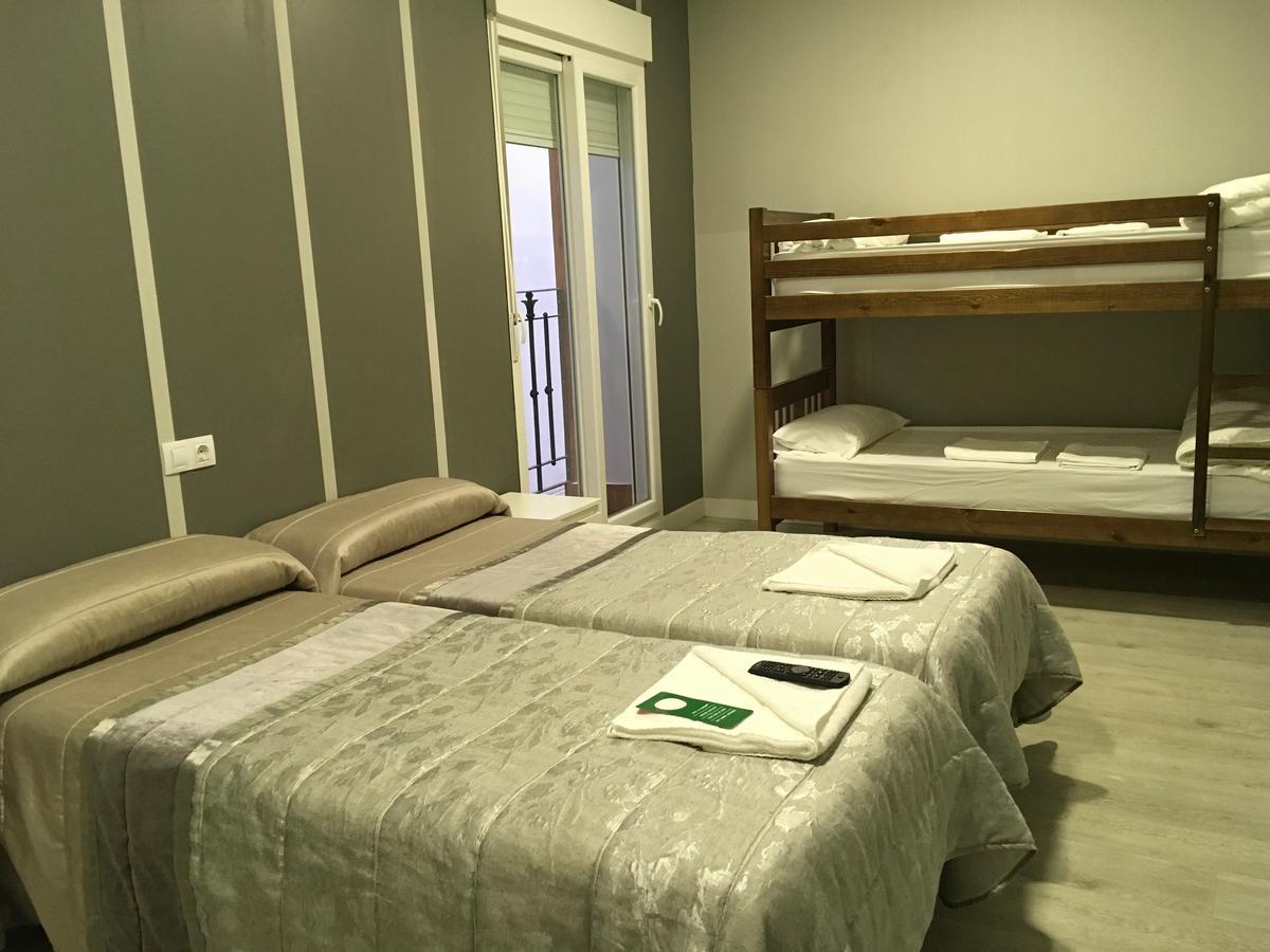 Pension La Bilbaina - Albergue Logroño Zewnętrze zdjęcie