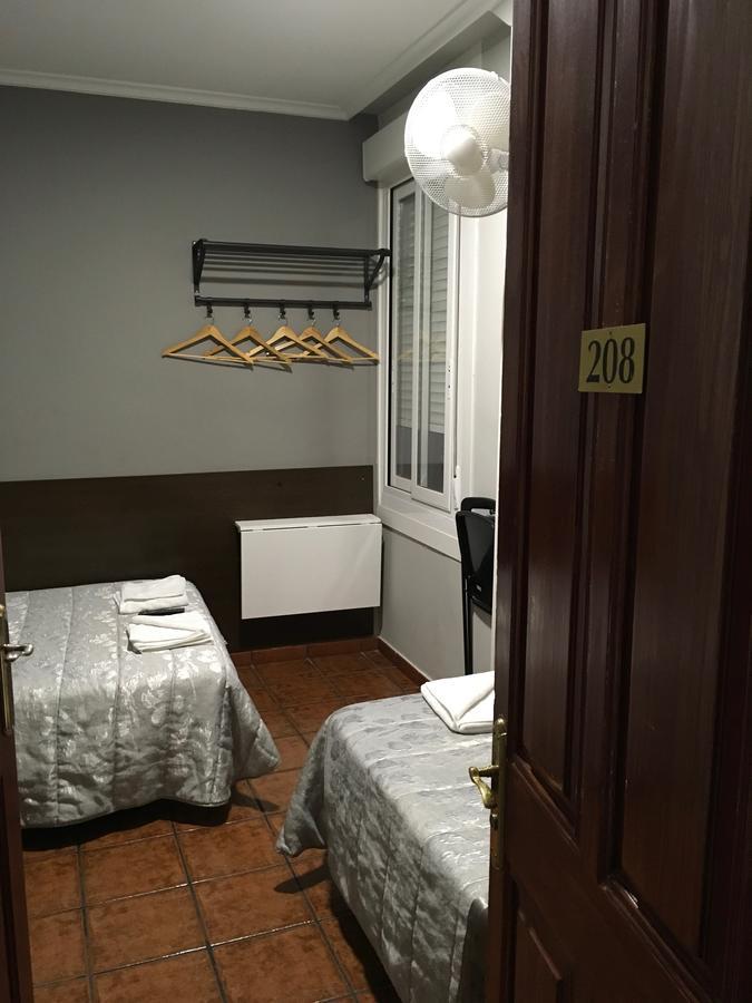 Pension La Bilbaina - Albergue Logroño Zewnętrze zdjęcie